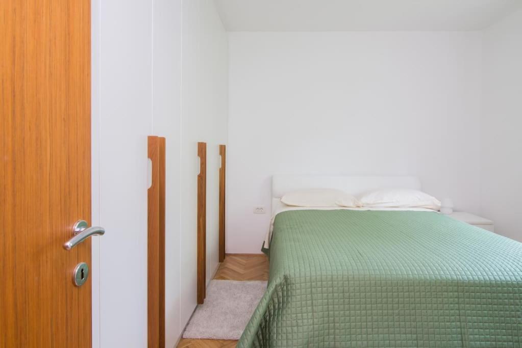 Apartment Mia Izola